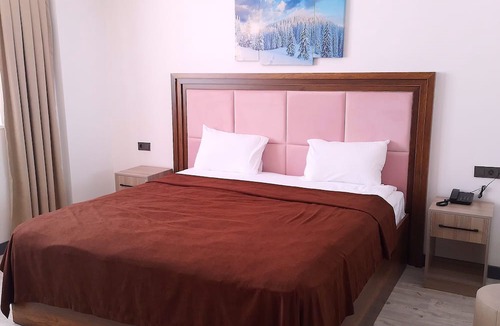 Sarikamis Hotel | Chalet Khione (Metinoğlu Pansiyon) Sarıkamış