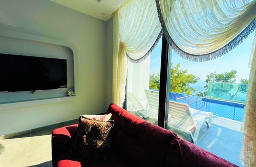 Uzumlu Villa | VİLLA EGALE 1