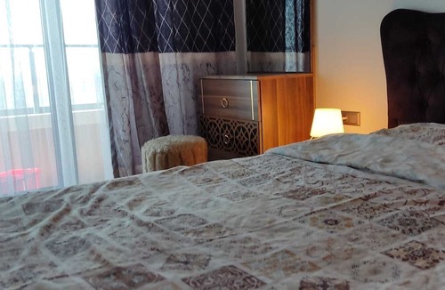 Beylikduzu Apartment | شقتنا تبعد دقيقة عن المتروبوس و 5 دقائق عن مول مرمرة بارك و بحيرة بيوك شكمجة