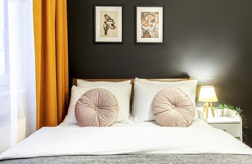Osmanbey Apartment | Central and Convenient Flat in Sisli