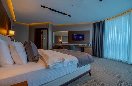 Kucukcekmece Hotel | B'İstanbul Hotel