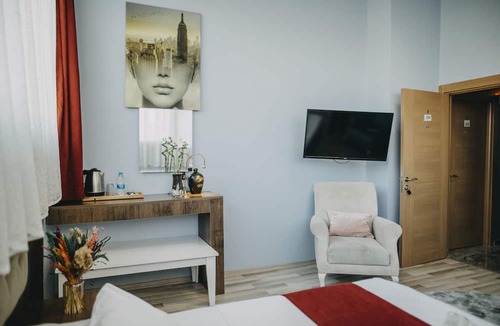 Bornova Hotel | MYMAHALL HOTEL