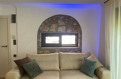 Datca City Center Apartment | Studio in the hearth of Datca with a small garden and private entrance.