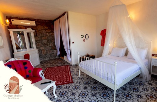 Dikili Hotel | Merdivenli