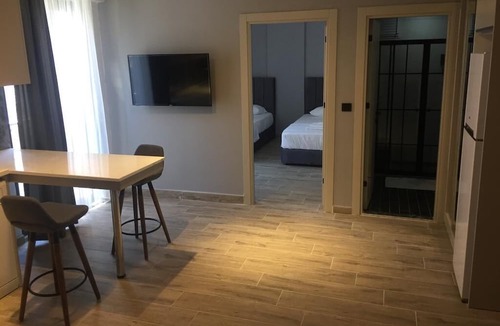 Onikisubat Apartment | Marasium Suites