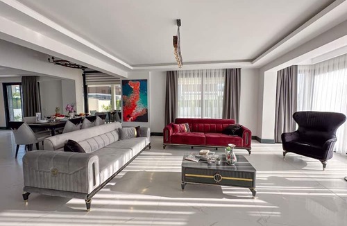 Ciftlik Villa | Luxury advantageous villa within walking distance to the beach