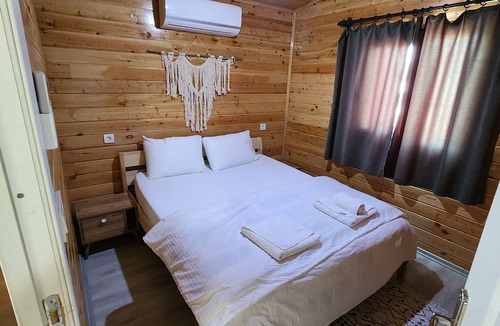 Demre House | Quiet, peaceful tree house by the sea. Apartment, bungalow