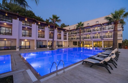 Kusadasi Hotel | ALTAMARE HOTEL (+14) Adults Only