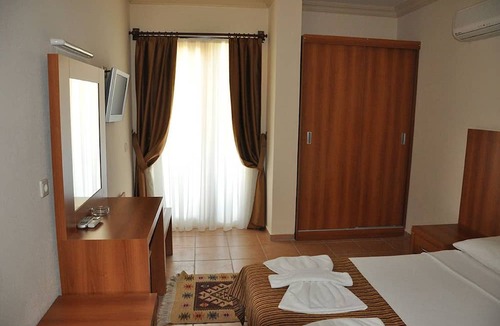 Camyuva Hotel | Moms Hotel