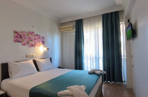 Kusadasi City Centre Hotel | HBS Hotel