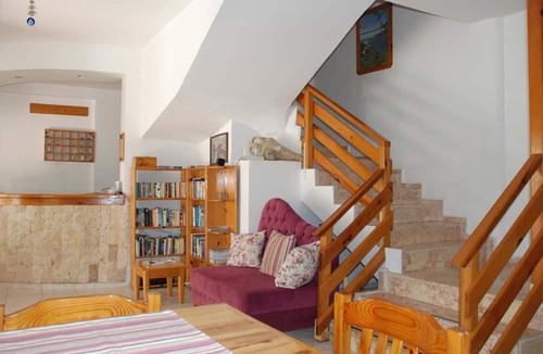 Artikli Hotel | Rain Hotel