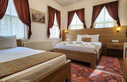 Rasimpasa Hotel | Kadıköy White House