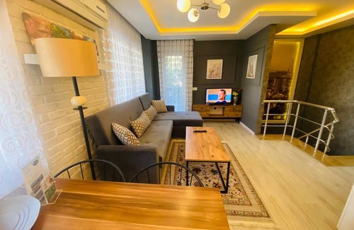 Konyaalti Apartment | Royal Loft Suit