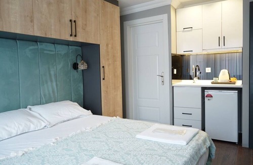 Ortakoy Apartment | Middle Village