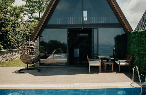 Findikli Ski Chalet | BungaLife