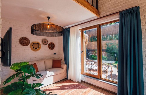 Masukiye Ski Chalet | Feronia Suites