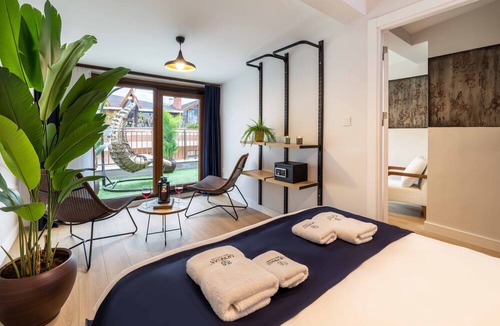 Cihangir Apartment | Monnas Suite
