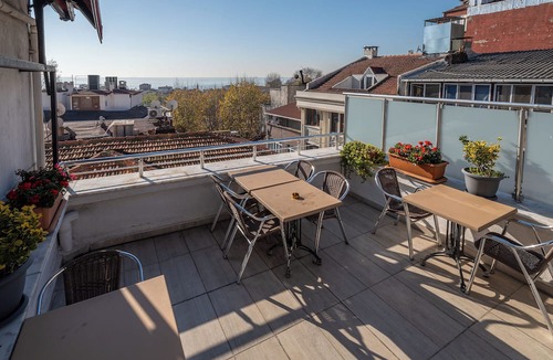 Emin Sinan Apartment | Feyza Apartments