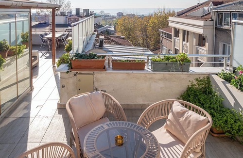 Emin Sinan Apartment | Feyza Apartments
