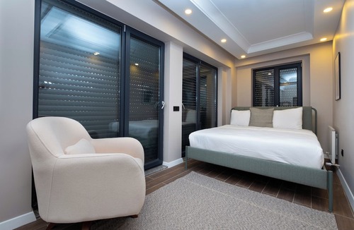 Cihangir Apartment | Bosphorus View with 2 Bedrooms-Elevator-Parking