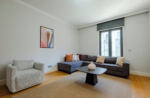 Talimhane Apartment | Perfect 3-bedroom duplex apartment with AC in delightful İstanbul