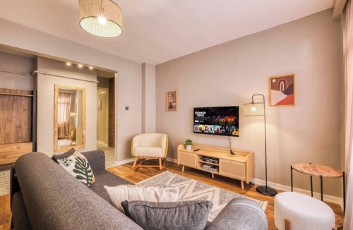 Moda Apartment | Modern, 3BR, Best Location