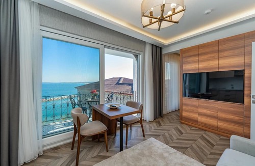 Karaburun Koyu Apartment | Sade Konak