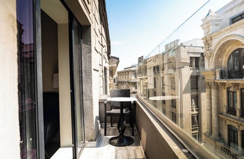 Karakoy Apartment | DeCamondo Residence
