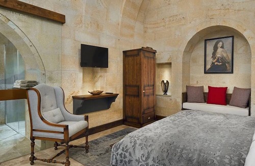 Mustafapasa House | Unique Cave Stay | Cozy & Authentic | Mustafapaşa, Cappadocia