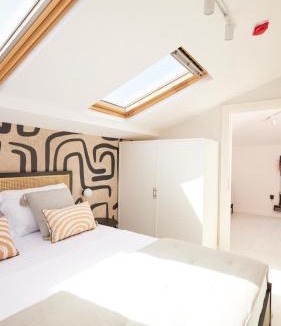 Ilica House | Suite apartments with pool, 300 m to the BEACH in the center of Ilica