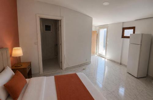 Cagaloglu Apartment | Modern Studio Private Terrace Historic Istanbul