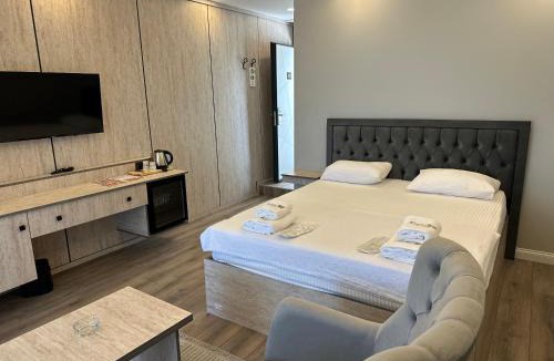 Buyukcekmece Apartment | sunset hill