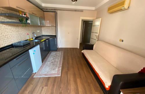 Yenisehir Apartment | mersin merkezde iki odali daire her yere kolay ulaşım #daire
