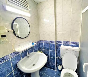 Altnkum Mahallesi Hostel | LAVİN Garden KONYAALTI