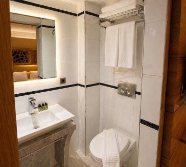Aksaray Hotel | Prens Hotel Istanbul by GKRY Hotels Group - Tram And Metro Stops Are Just a Few Min Walk Away