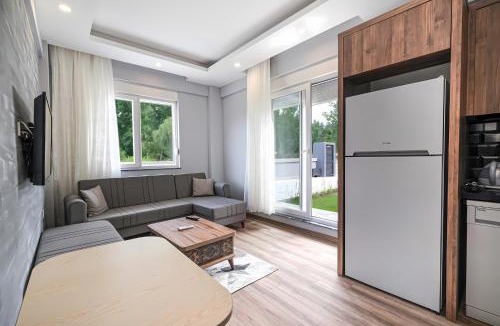 Goynuk House | Palmiye Home Havuzlu Apart Dağ Manzaralı Göynük Kemer