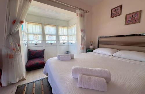 Alacati Villa | Evalacati-Villa Palma-Elite with private pool and garden