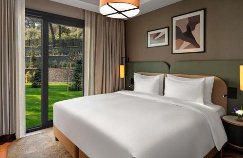Kagithane Hotel | Mövenpick Living Istanbul Saklivadi