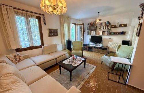 Iskele Mahallesi Villa | Duriye s House Cozy House with Garden in Urla