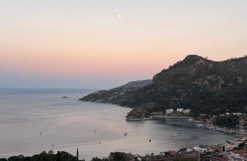 Marmaris Apartment | Luxury Sea View Apartment 1 Bedroom Pool Parking