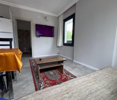 Marmara Apartment | Located in the center of Avsa Island, 8 min from the beach, Detached House With Garden
