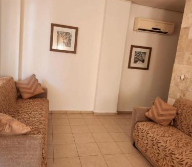 Side Apartment | Safari Suit Hotel , Side