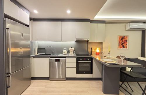 Osmanbey Apartment | Luxury 2-BR Residence in Nişantaşı