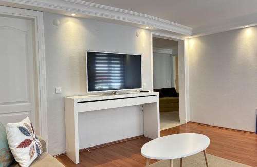 Osmanbey Apartment | Modern Spacious Apartment 5 Min to Metro