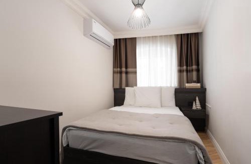 Harbiye Villa | Premium Family House for 10 Near Taksim
