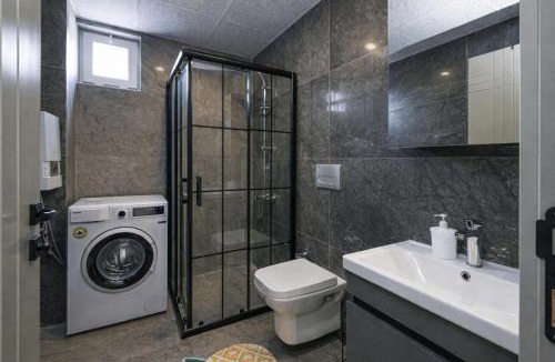 Goynuk House | Palmiye Home Havuzlu Apart Dağ Manzaralı Göynük Kemer