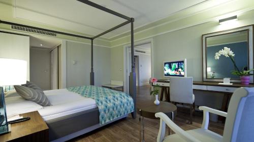Side Hotel | CLUB GRAND SIDE