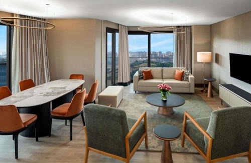 Kagithane Hotel | Mövenpick Living Istanbul Saklivadi