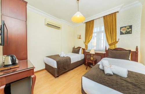 Cagaloglu Hotel | Hotel Ipek Palas