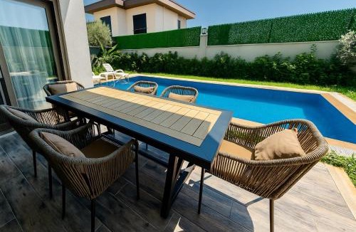 Dosemealti Villa | Modern Luxury Villa